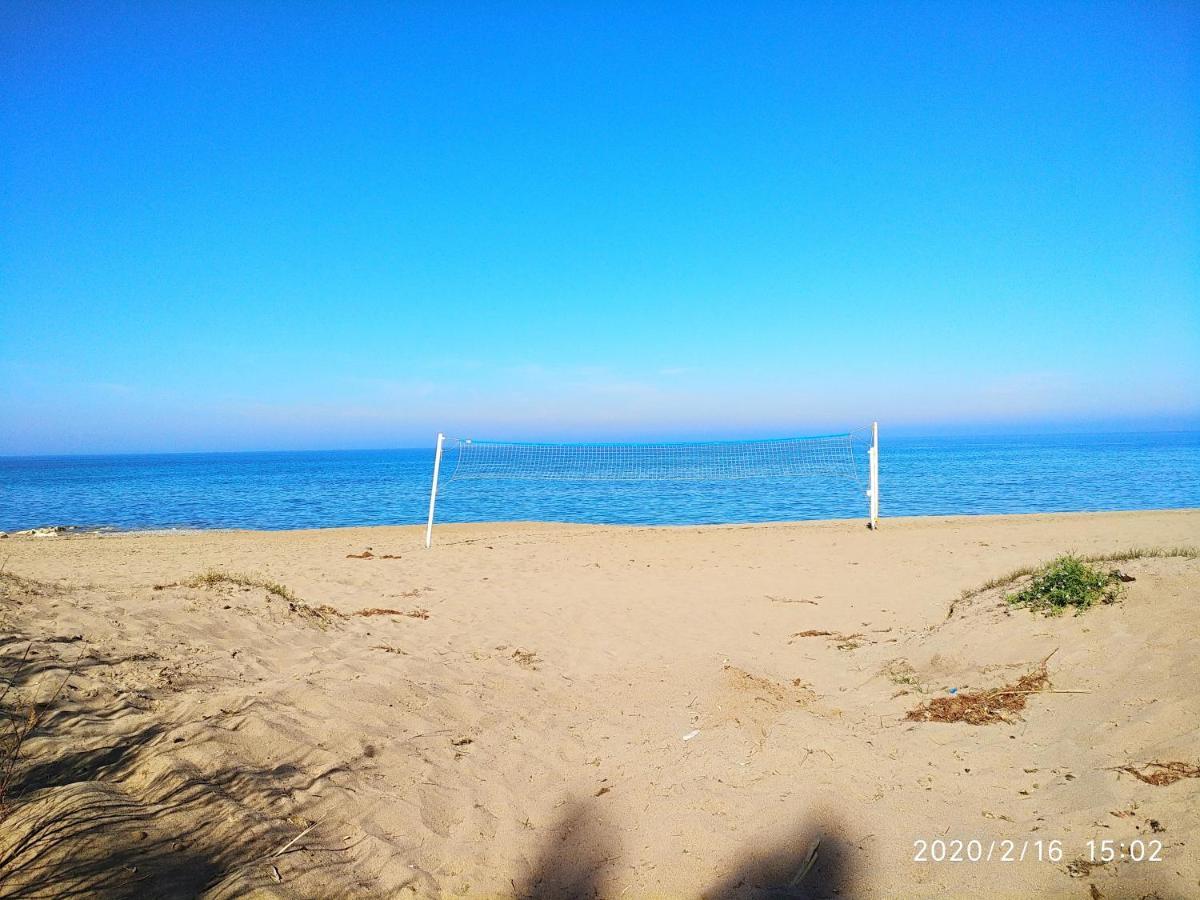 Estupendo Apartamento En Primera Linea De Playa Y Con Vistas Al Mar Denia Ngoại thất bức ảnh