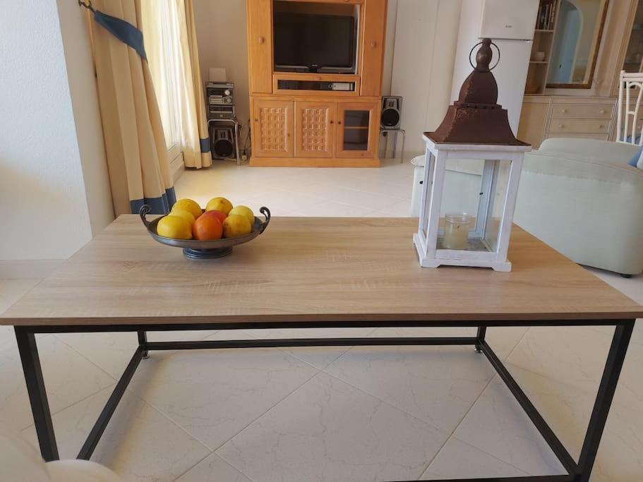 Estupendo Apartamento En Primera Linea De Playa Y Con Vistas Al Mar Denia Ngoại thất bức ảnh